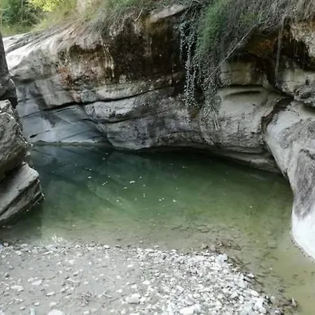 Nonna Maria Πανδοχείο Montetiffi